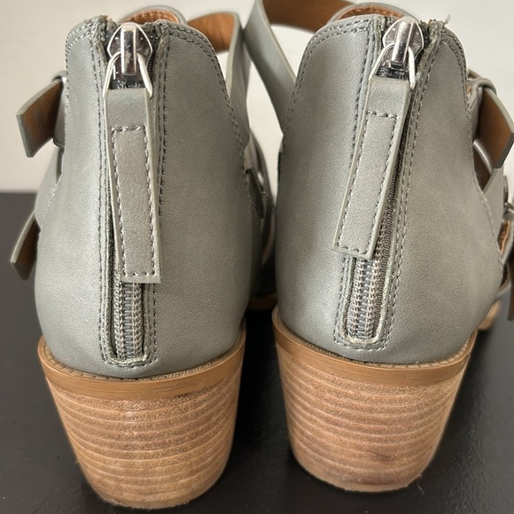 Dolce Vita heeled booties - Picture 2 of 5